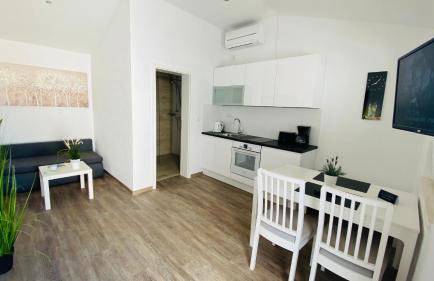 Villa Ludilo mit 4 Apartments in Poljica - Marina bei Trogir Split - Photo 23