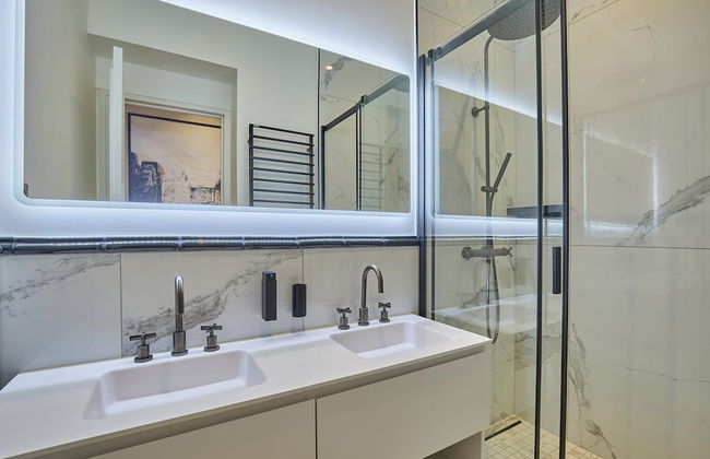 Amazing Apartment Saint Germain des Pres With A-C - Foto 15