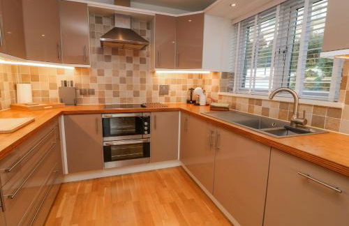 A Stone's Throw - Foto 11