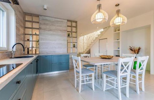 2 Bedroom Lovely Home In Hrboki - Photo 30