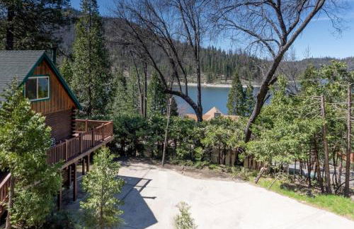 Harris Lakeview Cabin - Photo 7