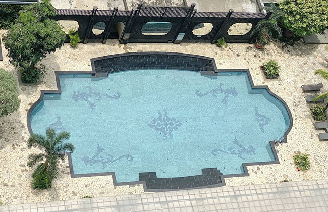 Elegant and Comfy 1BR with Extra Room Apartment at Bellagio Residence - Foto 20