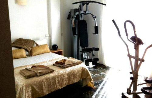 Penthouse with Private Roof terrace and jacuzzi - Photo 29