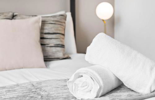 Stylish Apartment - High Speed Internet & Free Netflix - Near City Centre - 2MR - Foto 7