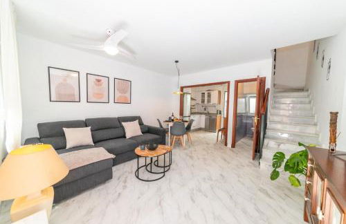 Casa Colón - Con Terraza y cerca de la playa - Foto 13