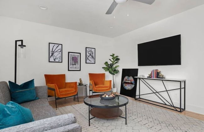 Crescent Furnished Apartments v2 - Photo 20