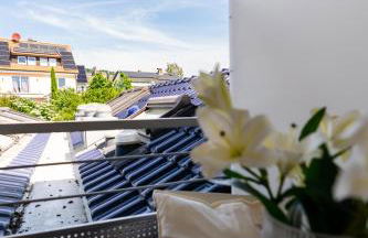 2 BR Loft - LUXUS - MODERN - PARKPLÄTZE - KAFFEE - NETFLIX - WEINBERGBLICK - KÜCHE - BALKON - Foto 11