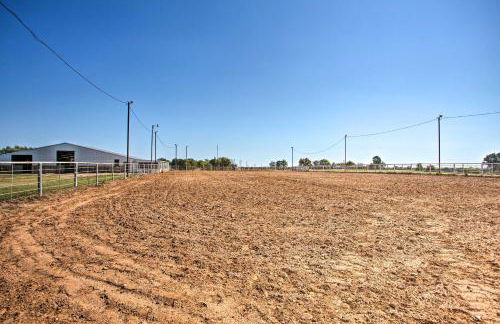 Pet-Friendly Efficiency Cottage with Pool! - Foto 31