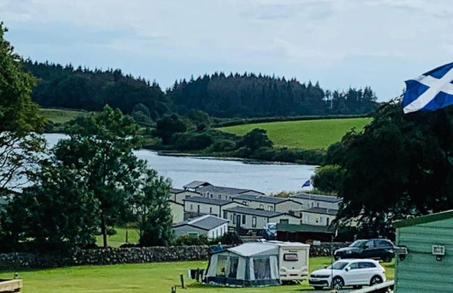 Stunning 2-bed Apartment in Newton Stewart - Photo 25