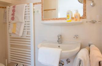 Haus Christl Reit im Winkl, Kostenloser Parkplatz, Spülmaschine, 5 Minuten zum Ortszentrum, ruhige Lage, Wlan - Foto 27