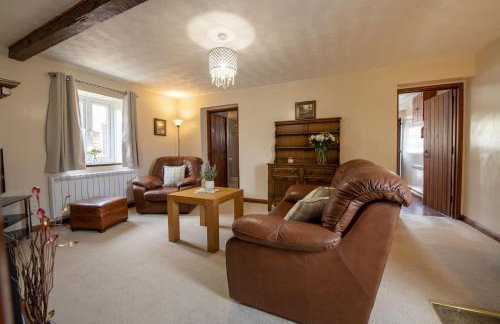 Corner Cottage - Photo 8