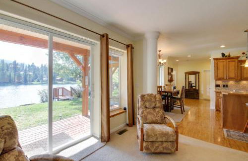 Clark Fork Riverfront Home with Dock! - Foto 6