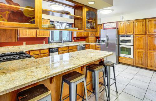 Hike, Ski and Soak! Spacious Anchorage Getaway - Foto 5