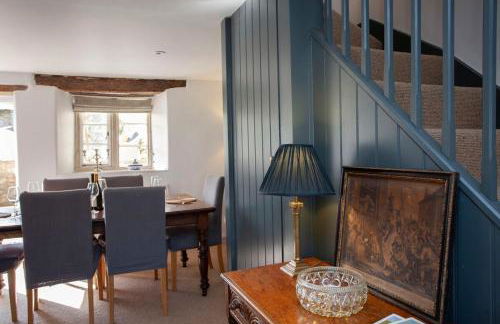 Charming Country House Nr Bath - Photo 57