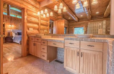 Azalea Retreat by Avantstay Sleeps 34 & Pool - Foto 59