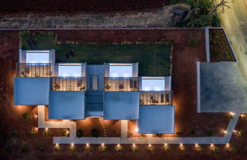 AKU Suites with private pools - Photo 29