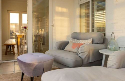 Luxury Beachfront Retreat for 14 with Hot Tub - Photo 32