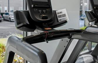 New Downtown Luxury APT ' 2 King Beds, Free Parking, Fast Wi-Fi & Gym Access! - Foto 33