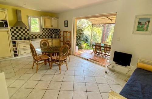 VILLA Saint Raphael Valescure Piscine Clim Wifi Golf - Foto 16