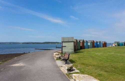 The Sanctuary- Short Walk to Hamworthy Beach and Park - Photo 27