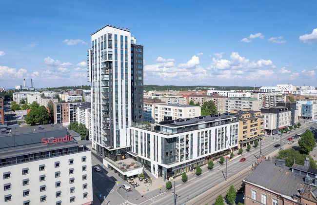 New 1BR Home with Balcony next to Railway Station - Foto 27