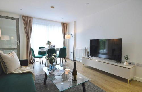 Modern 2 Bedroom Apartment Steps from Vauxhall St - Foto 1