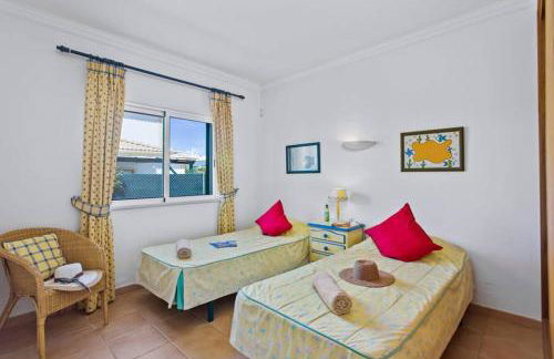 Villa White Sands - Private Oasis, Heated Pool, Beaches & Strip Nearby - Foto 13