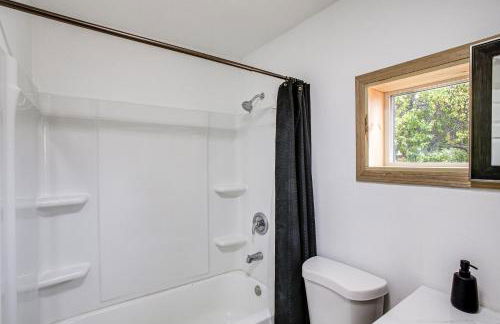 Spokane Valley Nature Home! Trails and River Days - Foto 16