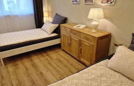 AUXBRG - 4 Zimmer, XL Wasserbett, 65 Zoll TV, XL Terrasse - Foto 48