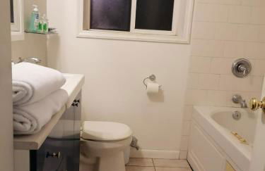 Great motherlaw apartments with your own entrance! - Foto 9