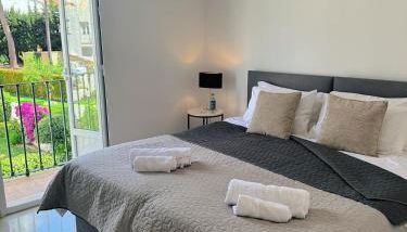 2 Bed Apartment in Bena Vista, Estepona - Foto 1, towels