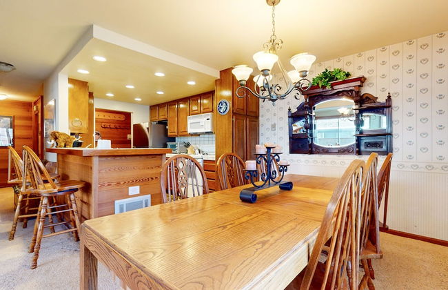 Walk to Mammoth Ski Lifts at Canyon Lodge Condo - Foto 4