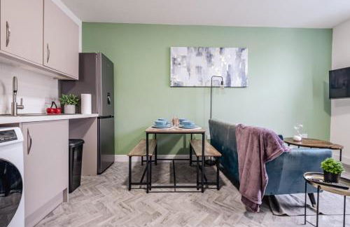 8 Bedroom, 8 En suite, 12 beds, Fast Wifi, Contractors, Parking - Foto 33