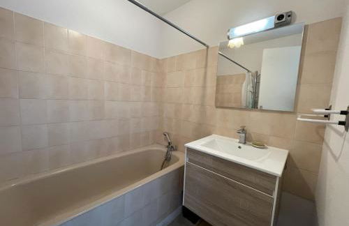 Appartement en duplex à 50m de la plage avec jardin privatif et proche commerces à Jullouville - FR-1-361-48 - Foto 20