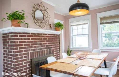 AC 6BR2BA Quiet Island House Near Casinos - Foto 17