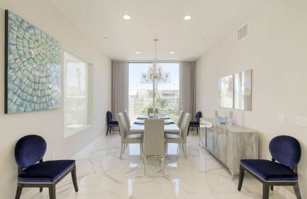 Pool • Hot Tub • Views Luxury Design Villa Valentina by AvantStay - Foto 23