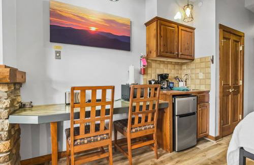 Highland House 420 Stylish Studio in the Village Hot Tub WiFi - Foto 4