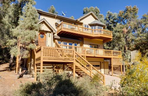 Game Room and Deck Modern Frazier Park Home! - Foto 3