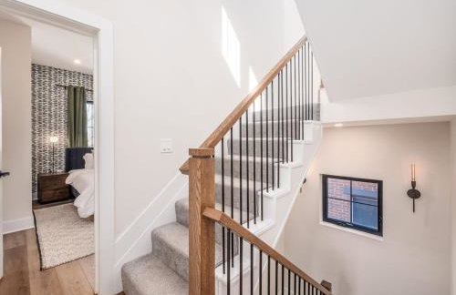 Rooftop Patio, Hot Tub and Games City Escape - Foto 33