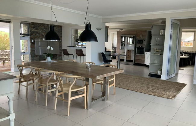 Sunshine Modern Retreat - Photo 4