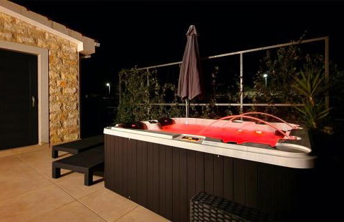 1 Bedroom Beautiful Home In Dol Postira - Foto 9