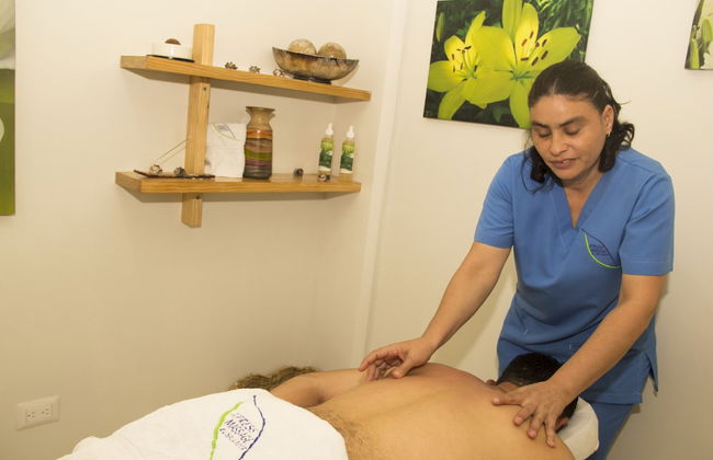 Novo Hotel & Suite - Photo 25