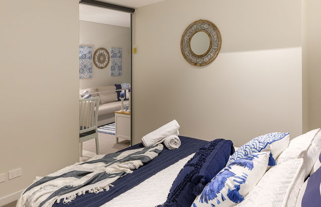 Hamptons Retreat on Level 77 Skytower - Photo 7