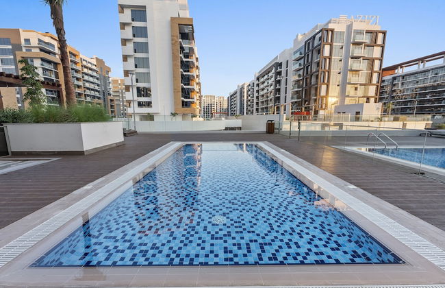 WelHome - Your Dubai Getaway: Cozy Studio at Azizi Rivera 4 - Photo 17