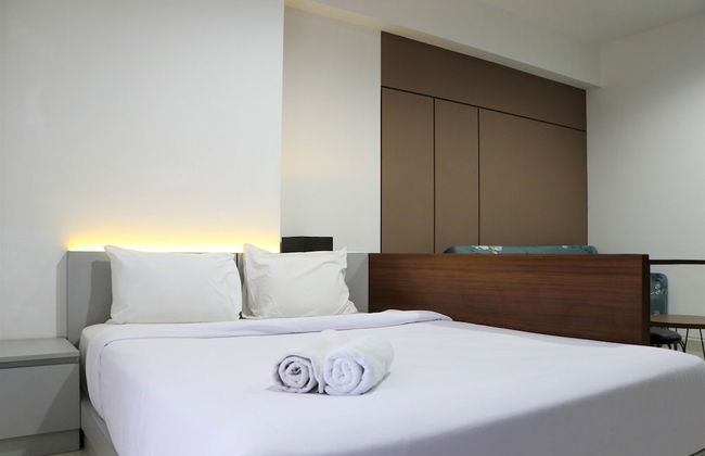 Beautiful Pool View Homey Spacious Studio At West Vista Apartment - Foto 1