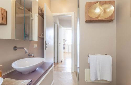 Great Lake View Artist's Apartment - Foto 42