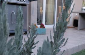 S&M Cozy Garden Lagonissi - Photo 2