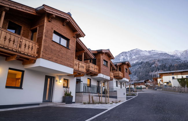 First IN Mountain Chalets by we rent - Foto 1