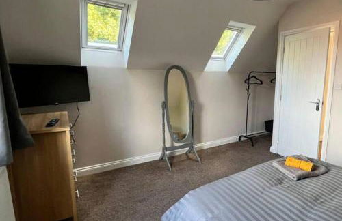 2-Bed House - Sleeps 6 - Garden Parking Wifi - Foto 13