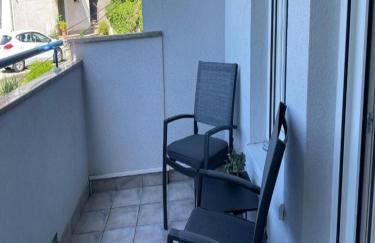 Modern & Charming - Free Private Parking - Foto 11